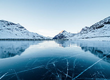 山东男篮社媒分享为陈林坚庆生视频：首秀叠加生日，buff拉满
