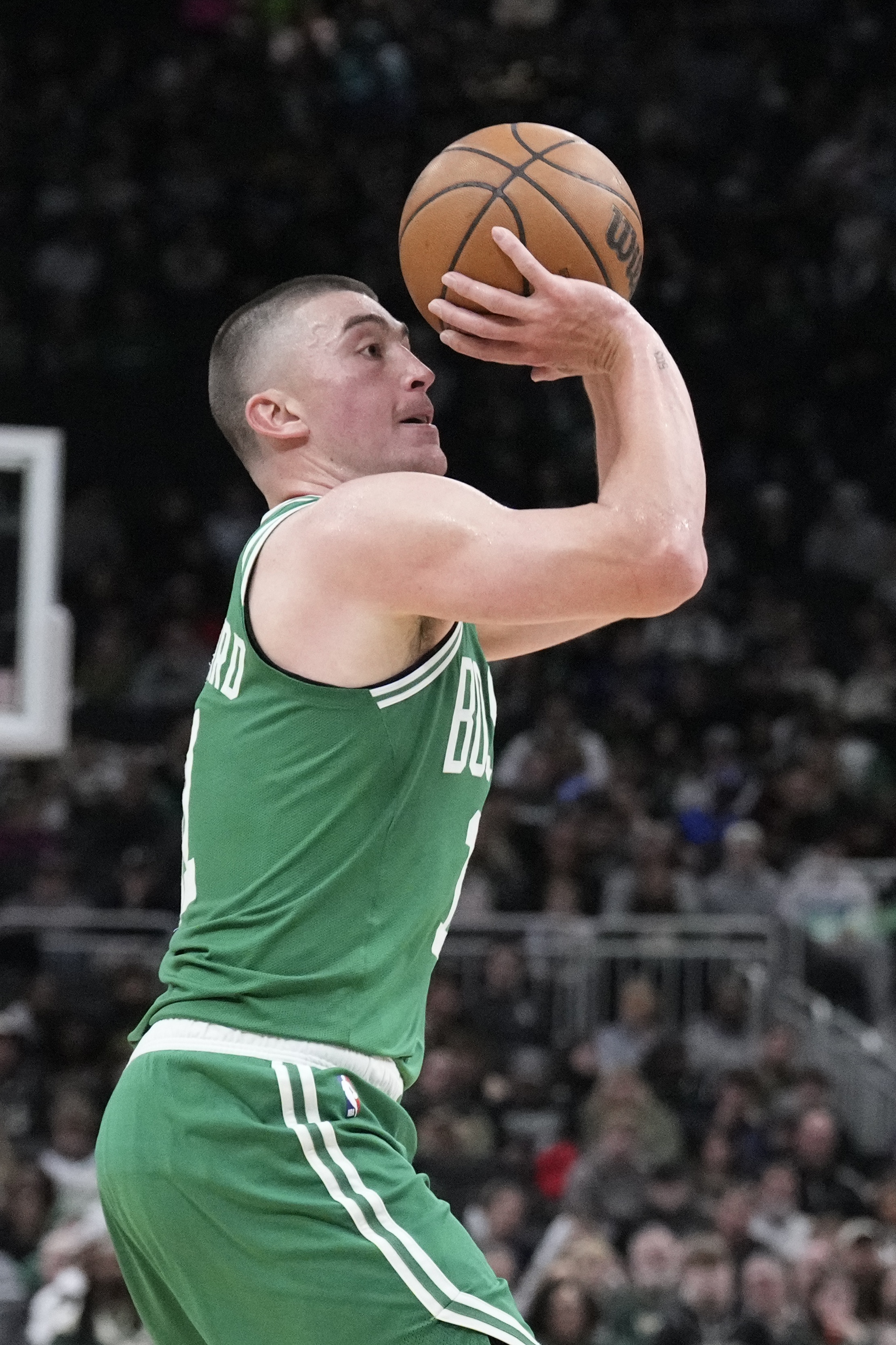 kaiyun sports-今天我当家!普理查德23投10中&三分10中5 砍下25分4板9助