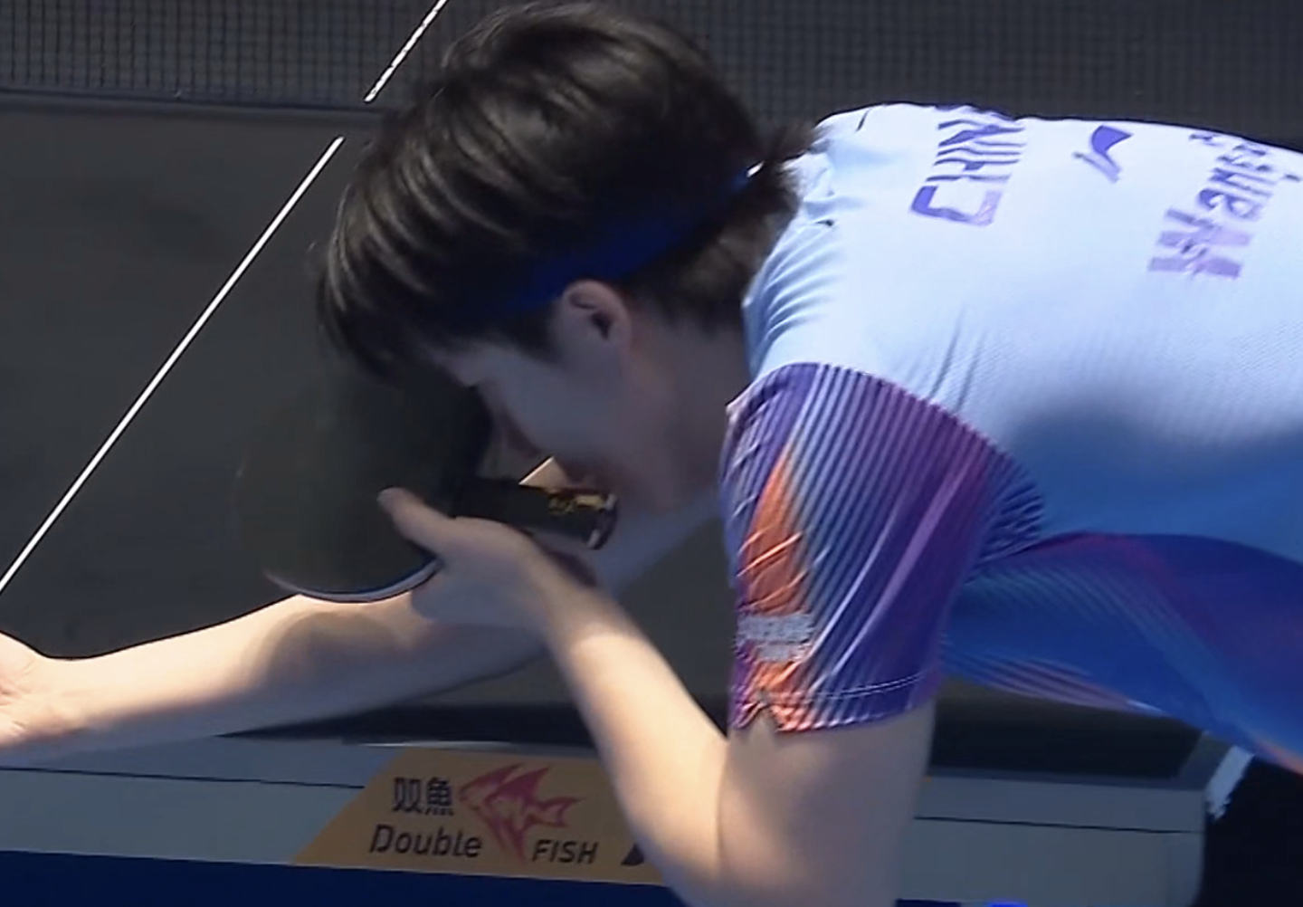 开云APP-王楚钦横扫阿卜杜勒瓦哈卜！全场压制无压力，反手起伏还需调整！