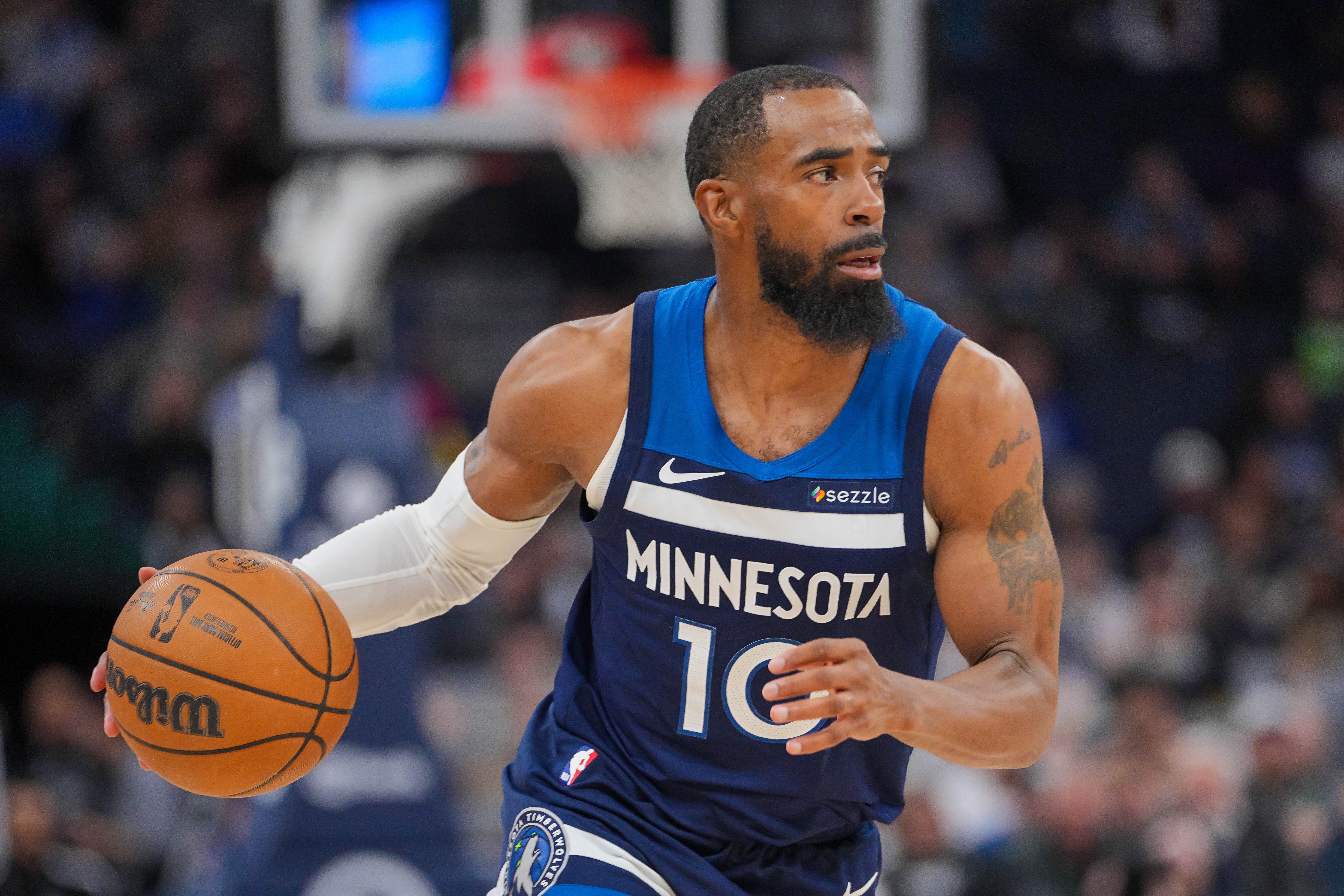 开云体育app-森林狼为追字母哥清理空间 公牛换来艾维&康利后怀特也将离队?