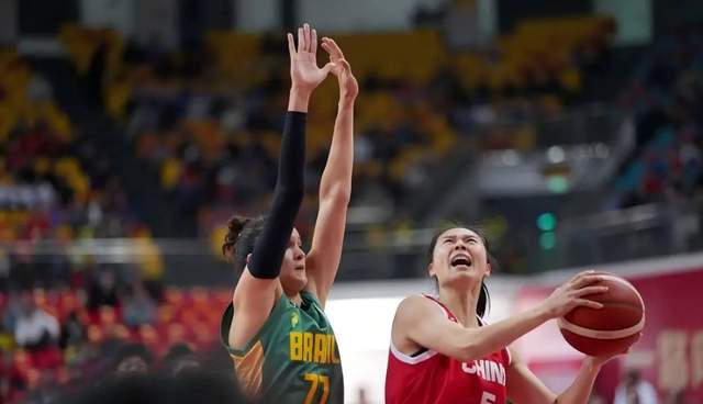 kaiyun sports-打的啥呀？女篮加时险胜巴西，王思雨+刘禹彤合砍30分，多人打铁
