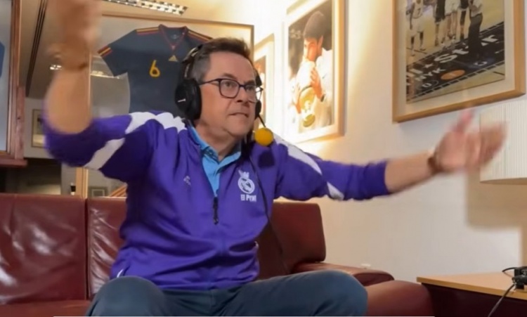 开云官方直播-姆巴佩连续倒地未判点!龙赛罗怒喷:VAR竟视而不见,简直是丑闻
